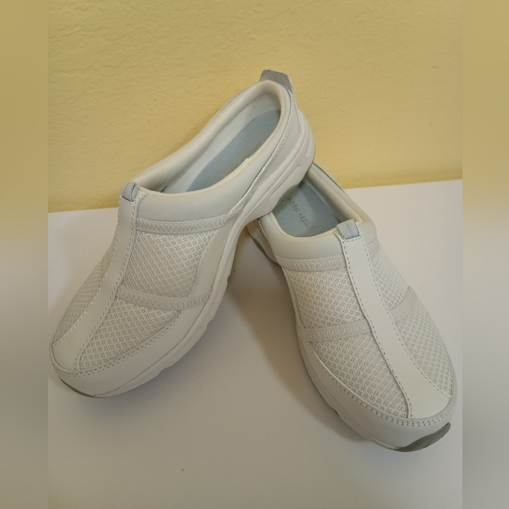 Easy Spirit Argyle white slip on mule